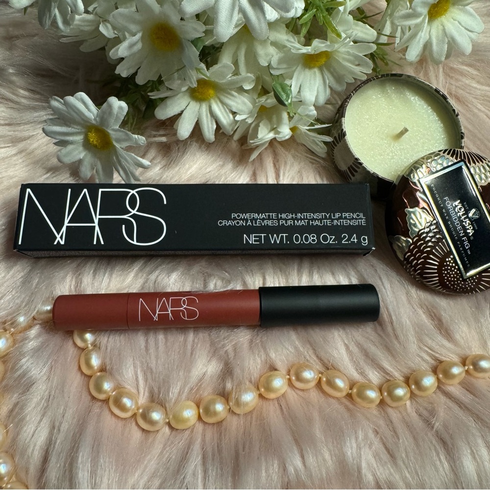 NWB Nars Powermatte High-Intensity Lip Pencil in Walkyrie- Burnt coral red